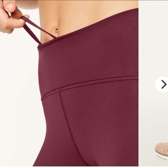 Lululemon train times 7/8 pant, size 4 - Picture 5 of 11